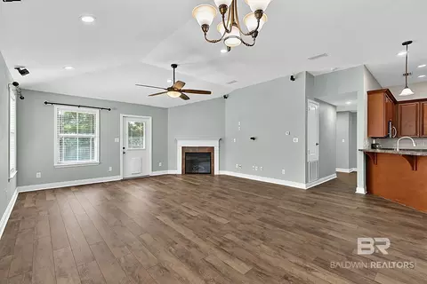 Living - 11233 Herschel Loop, Daphne, AL 36526 photo 2 of 5