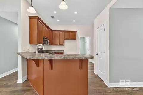 Kitchen - 11233 Herschel Loop, Daphne, AL 36526 photo 1 of 5