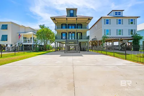 12501 Co Rd 1, Fairhope, AL 36532