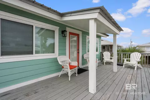 649 Cherokee Rd, Gulf Shores, AL 36542