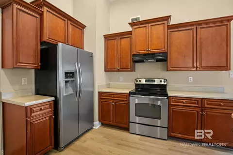 Kitchen - 11287 Herschel Loop, Daphne, AL 36526 photo 3 of 6