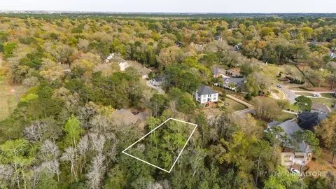 120 Mcintosh Bluff Rd, Fairhope, AL 36532