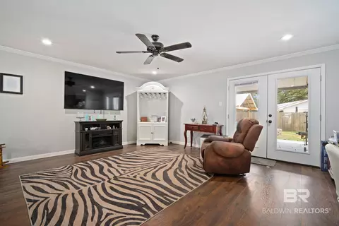 Entry Way - 5009 Chaucer Dr, Mobile, AL 36693 photo 1 of 3