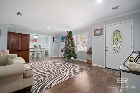 Entry Way - 5009 Chaucer Dr, Mobile, AL 36693 photo 2 of 3