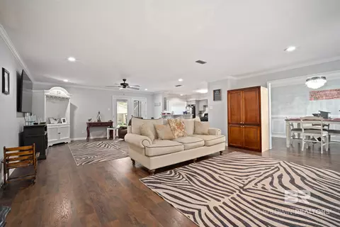Other - 5009 Chaucer Dr, Mobile, AL 36693 photo 3 of 10