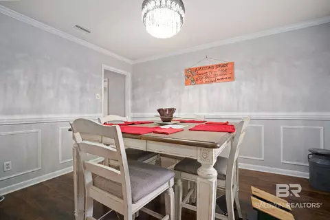 Dining - 5009 Chaucer Dr, Mobile, AL 36693 photo 3 of 3