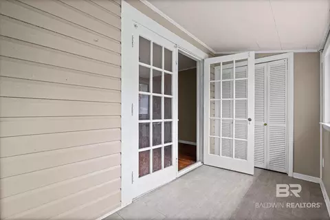 Exterior - 54 Houston St, Mobile, AL 36606 photo 2 of 3