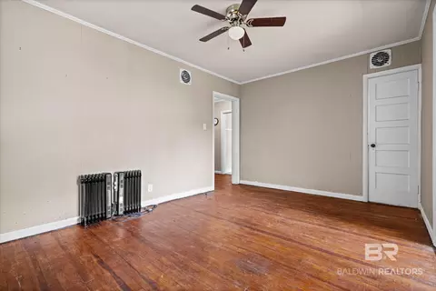 Living - 54 Houston St, Mobile, AL 36606 photo 12 of 12