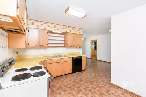 Kitchen - 5658 Diane Dr, Mobile, AL 36618 photo 4 of 4