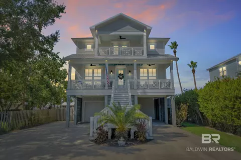 4099 Harbor Rd, Orange Beach, AL 36561