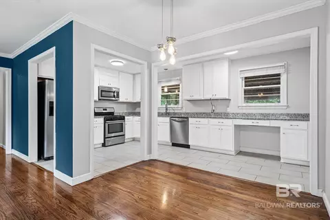Entry Way - 403 Thornton Pl, Mobile, AL 36609 photo 1 of 1