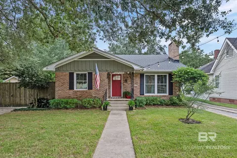 124 South St, Mobile, AL 36606