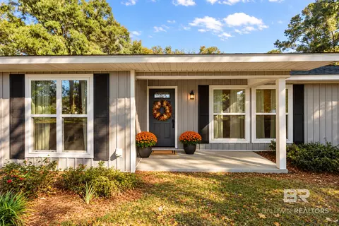 9471 Twin Beech Rd, Fairhope, AL 36532