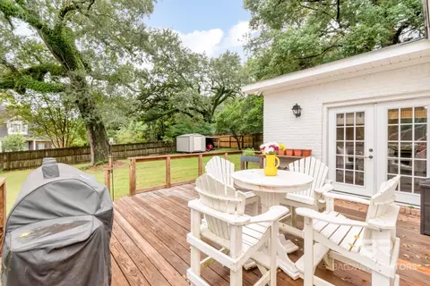 Exterior - 4149 Burma Rd, Mobile, AL 36693 photo 5 of 11