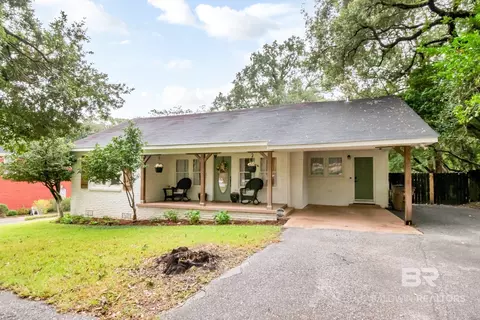 Exterior - 4149 Burma Rd, Mobile, AL 36693 photo 1 of 11