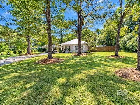 8882 Winter Spring Ln, Fairhope, AL 36532
