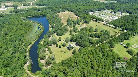27505 Glass Rd, Robertsdale, AL 36567