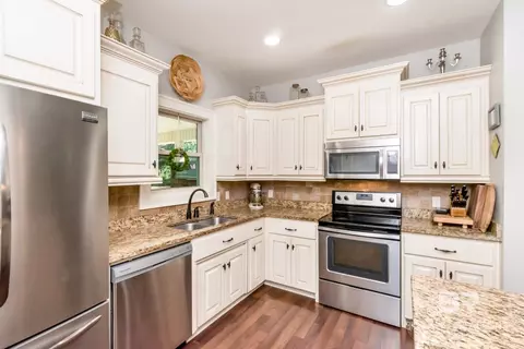Kitchen - 28595 Shadow Ln, Daphne, AL 36526 photo 1 of 5