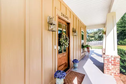 Exterior - 28595 Shadow Ln, Daphne, AL 36526 photo 2 of 12