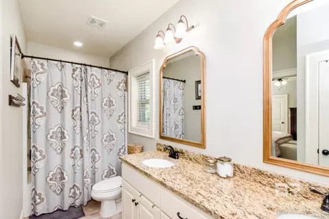 Bath - 28595 Shadow Ln, Daphne, AL 36526 photo 1 of 3
