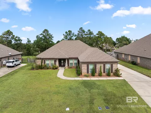 658 Gyaws Ave, Gulf Shores, AL 36542