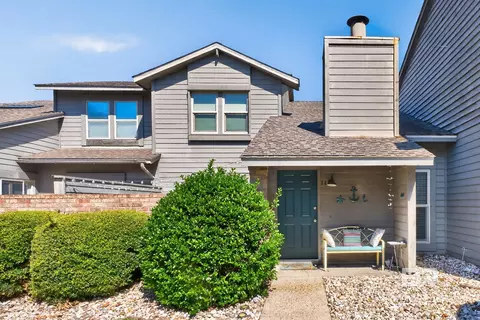 389 Clubhouse Dr #I4, Gulf Shores, AL 36542