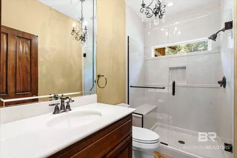 Bath - 2070 Repoll Rd, Mobile, AL 36695 photo 5 of 6