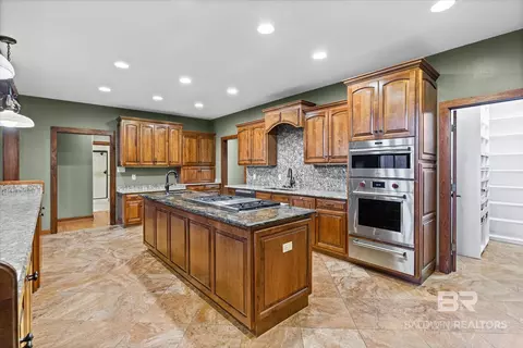 Kitchen - 2070 Repoll Rd, Mobile, AL 36695 photo 4 of 4