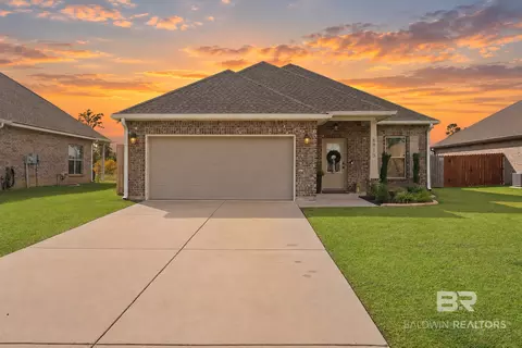 6913 Summerset Dr, Gulf Shores, AL 36542