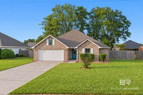 501 E Shriver Ave, Summerdale, AL 36580