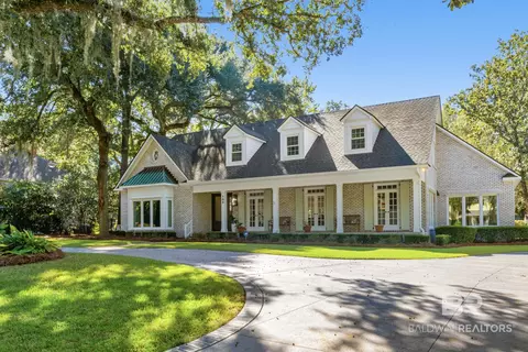 105 Deer Ct, Daphne, AL 36526