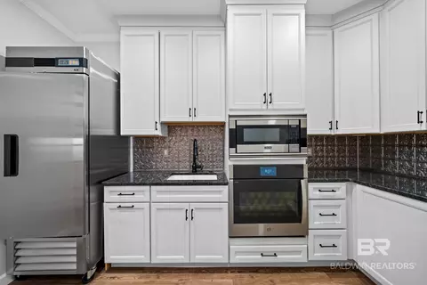 Kitchen - 703 Jordan Ln, Daphne, AL 36526 photo 6 of 7