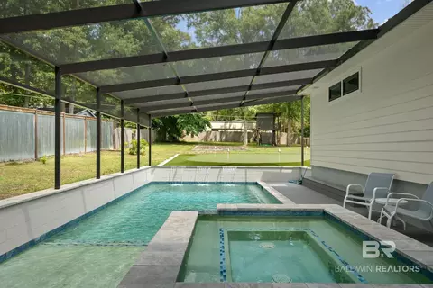 Exterior - 703 Jordan Ln, Daphne, AL 36526 photo 4 of 20