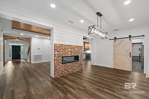 Entry Way - 703 Jordan Ln, Daphne, AL 36526 photo 3 of 9