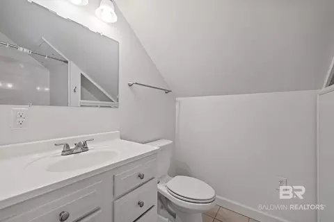 Bath - 703 Jordan Ln, Daphne, AL 36526 photo 11 of 11