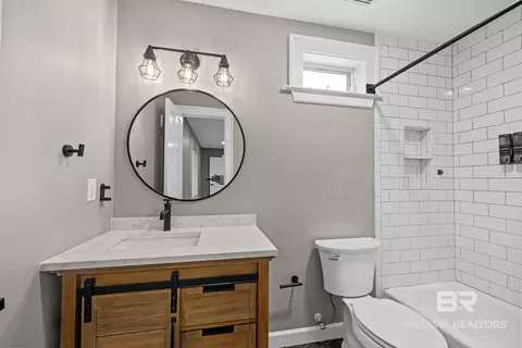 Bath - 703 Jordan Ln, Daphne, AL 36526 photo 10 of 11