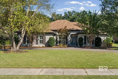304 S Tee Dr, Fairhope, AL 36532