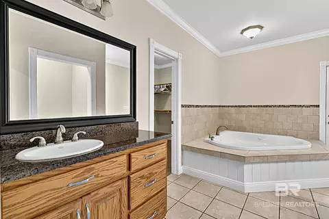 Bath - 1723 Wait Rd, Monroeville, AL 36460 photo 1 of 8