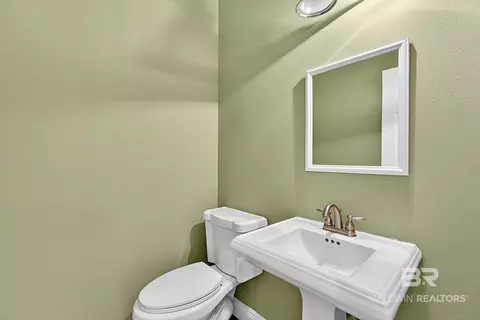 Bath - 1723 Wait Rd, Monroeville, AL 36460 photo 5 of 8
