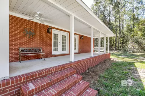 Exterior - 1723 Wait Rd, Monroeville, AL 36460 photo 6 of 9