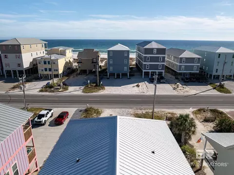 1372 W Beach Blvd #B, Gulf Shores, AL 36542