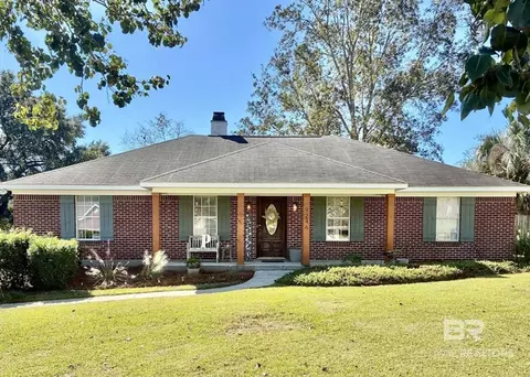 9246 Greenleaf Dr, Spanish Fort, AL 36527
