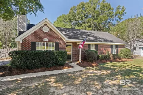 Exterior - 2980 Barlett Dr, Mobile, AL 36608 photo 2 of 5
