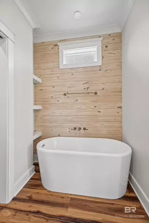 Bath - 28058 Migratory Way #100, Elberta, AL 36530 photo 2 of 2