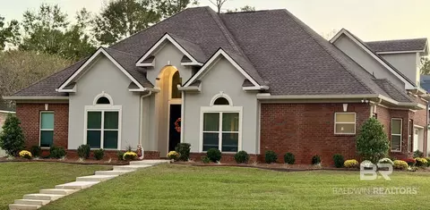 8086 Delta Woods Dr, Bay Minette, AL 36507