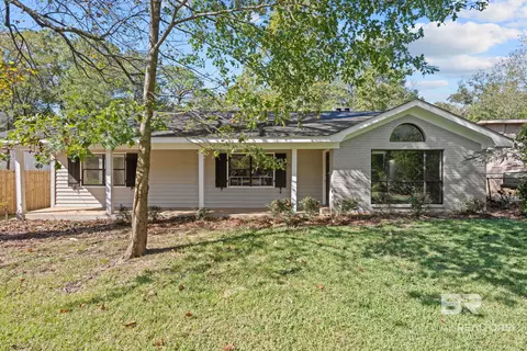 2404 Pavan Dr, Mobile, AL 36693