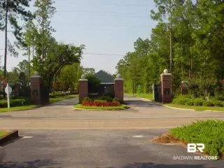 176 Mark Twain Loop, Foley, AL 36535 photo 2