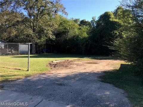 7761 Old Shell Rd, Mobile, AL 36608 photo 1