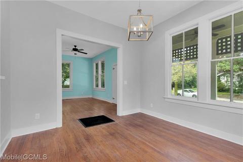 53 Houston St, Mobile, AL 36606 photo 5