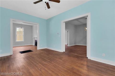 53 Houston St, Mobile, AL 36606 photo 3
